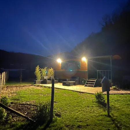 La Roulotte De Bonneval Campsite
