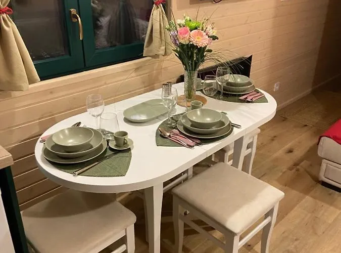 La Roulotte De Bonneval Camping *